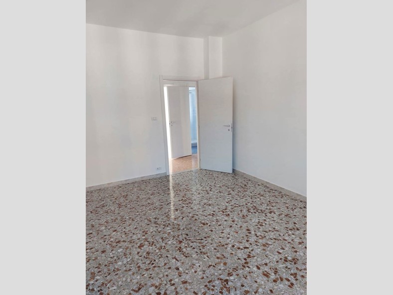 Trilocale in Affitto a Nichelino, 450&euro;, 75 m²