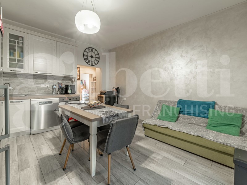 Trilocale in Vendita a Rozzano, 169'000&euro;, 64 m²