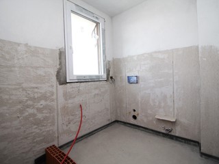 Quadrilocale in Vendita a Legnano, 335'000&euro;, 152 m², con Box