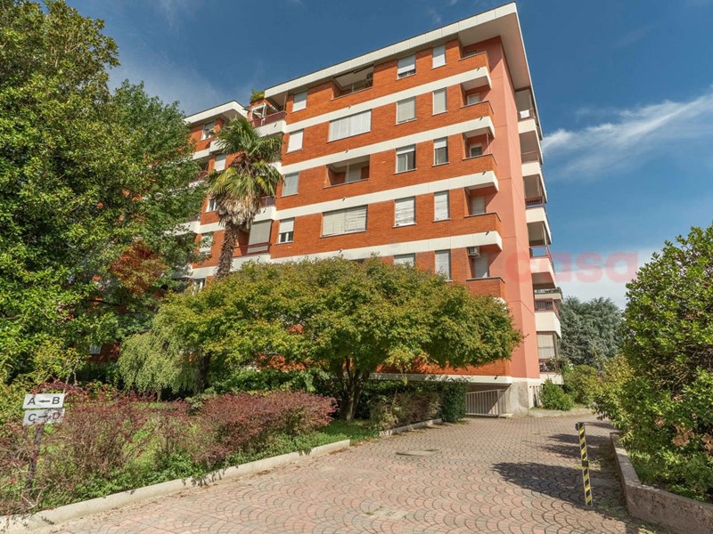 Bilocale in Vendita a Milano, 290'000&euro;, 75 m²