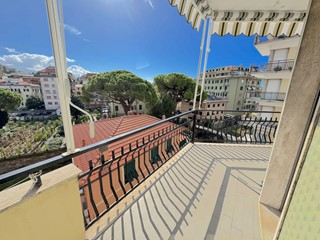 Trilocale in Affitto a Chiavari, zona Centro Ponente, 550&euro;, 70 m², arredato