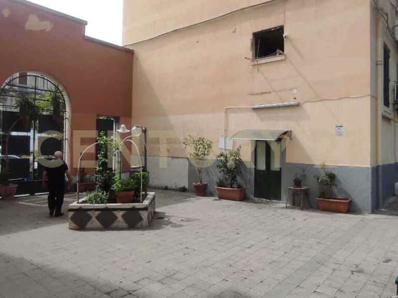 Bilocale in Vendita a Catania, 59'000&euro;, 64 m²