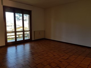 Quadrilocale in Affitto a Aulla, 600&euro;, 85 m², con Box