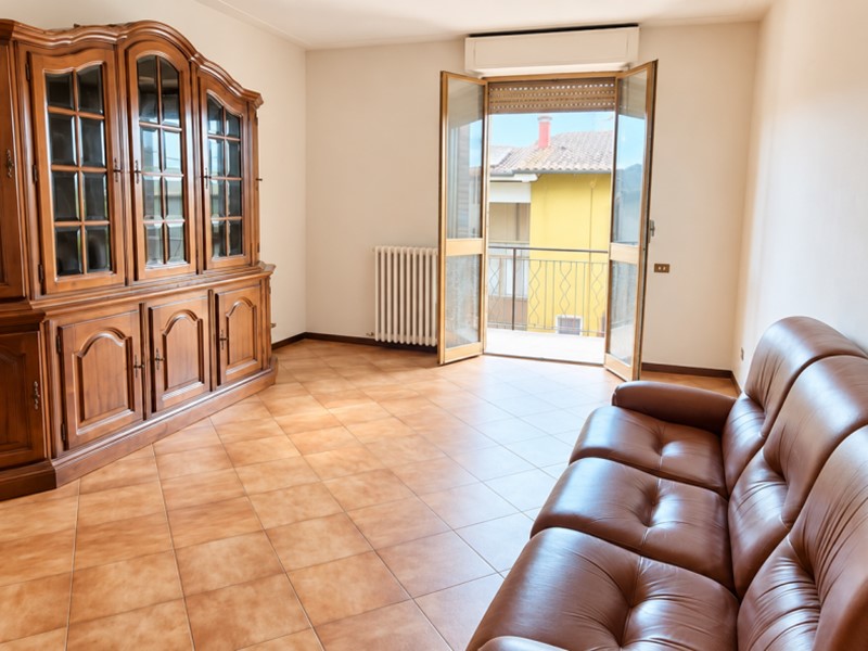 Appartamento in Vendita a Asciano, zona Arbia, 245'000&euro;, 120 m², con Box