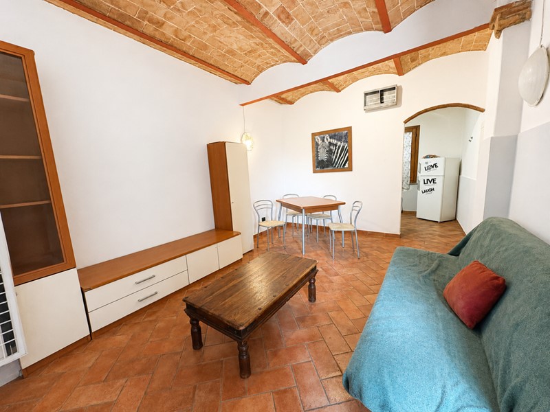 Trilocale in Vendita a Terricciola, 79'000&euro;, 75 m², arredato