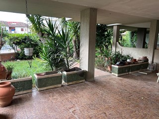 Appartamento in Vendita a Grosseto, 415'000&euro;, 250 m², con Box
