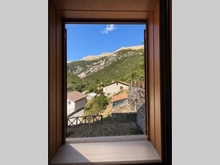 Appartamento in Vendita a Montemonaco, 107'000&euro;, 100 m²