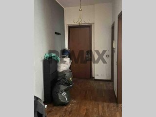 Bilocale in Vendita a Novara, 33'900&euro;, 75 m²