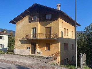 Appartamento in Vendita a Bleggio Superiore, 130'000&euro;, 113 m²