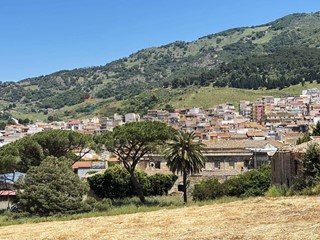 Appartamento in Vendita a Montemaggiore Belsito, 620'000&euro;, 1000 m², con Box