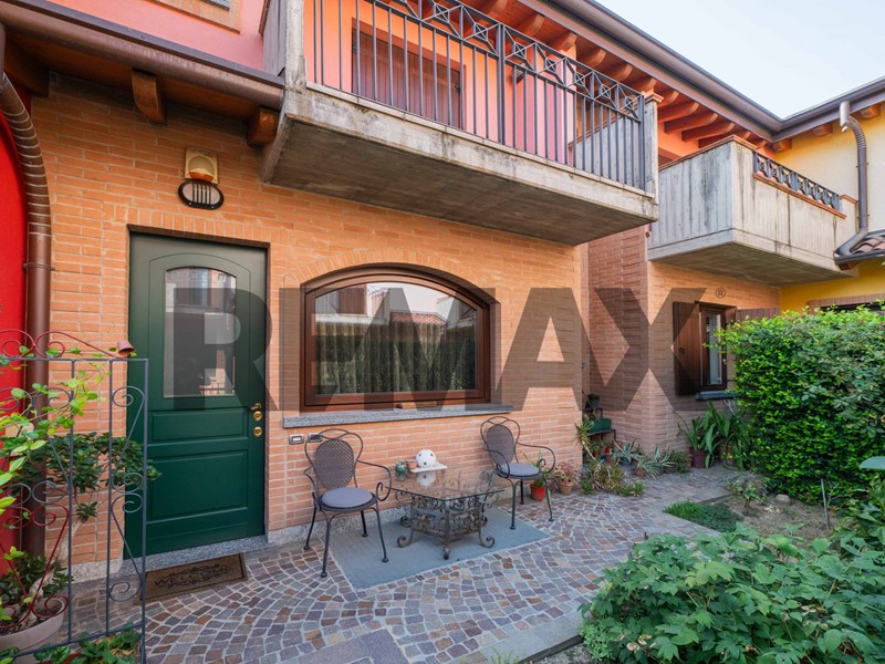 Trilocale in Vendita a Azzano San Paolo, 329'000&euro;, 140 m²