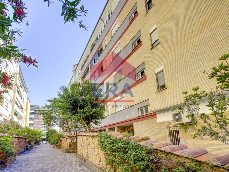Trilocale in Vendita a Roma, 219'000&euro;, 89 m²