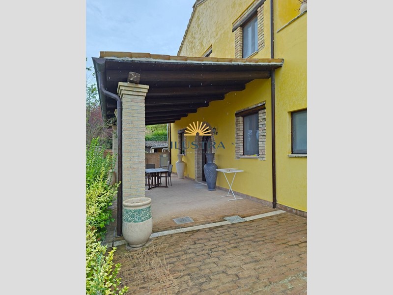 Trilocale in Vendita a Acquaviva Picena, 230'000&euro;, 90 m²