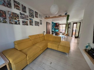 Trilocale in Vendita a Cavenago di Brianza, 248'000&euro;, 150 m²