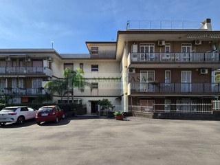 Quadrilocale in Affitto a Gravina di Catania, 750&euro;, 130 m²
