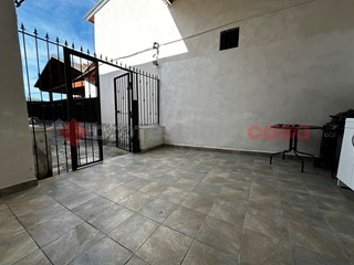 Trilocale in Vendita a Minturno, 94'000&euro;, 45 m², arredato, con Box