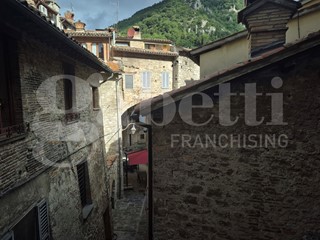 Monolocale in Vendita a Gubbio, 138'000&euro;, 50 m²
