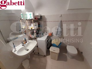 Quadrilocale in Vendita a Poggibonsi, 91'000&euro;, 78 m²
