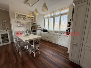 Trilocale in Vendita a Taranto, 105'000&euro;, 135 m²