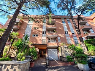 Appartamento in Vendita a Roma, 620'000&euro;, 154 m²