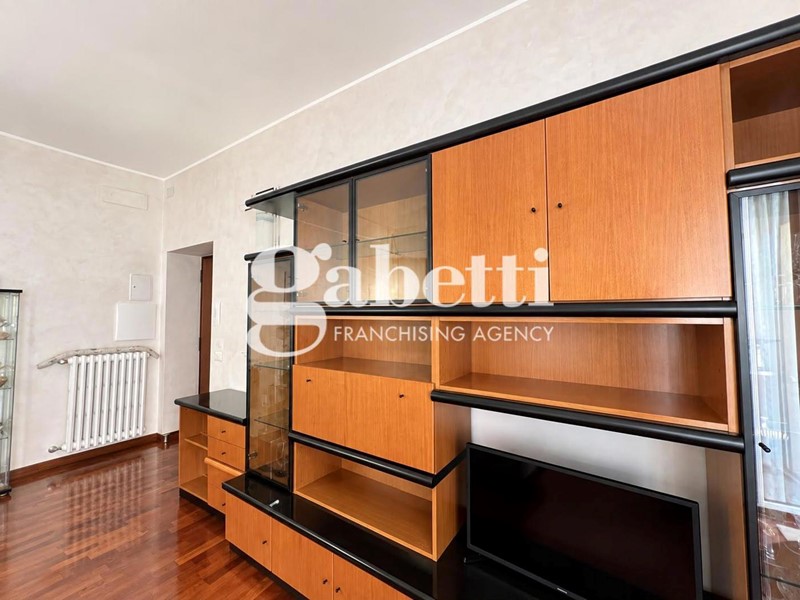 Trilocale in Vendita a Roma, 289'000&euro;, 86 m²