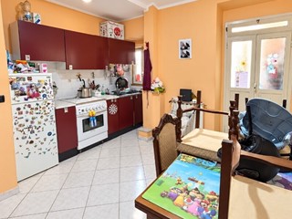 Appartamento in Vendita a Torino, 72'000&euro;, 65 m²