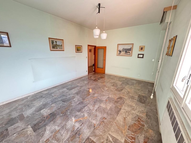 Quadrilocale in Vendita a Bologna, 245'000&euro;, 96 m²