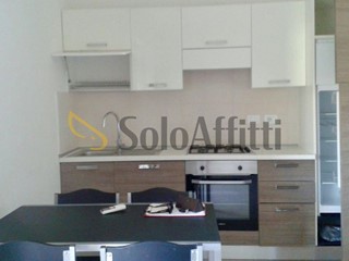 Trilocale in Affitto a Latina, zona Cucchiarelli, 550&euro;, 50 m², arredato