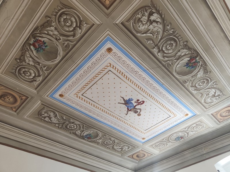Appartamento in Affitto a Sarzana, 200 m²