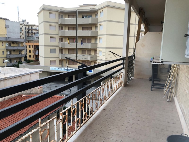 Trilocale in Affitto a Siracusa, zona Tisia Tica Zecchino Filisto, 610&euro;, 125 m²