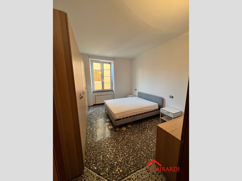 Appartamento in Affitto a Genova, zona Sestri Ponente, 900&euro;, 96 m², arredato