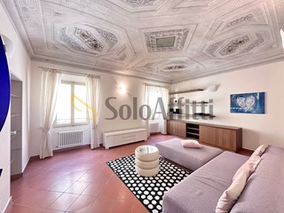 Appartamento in Affitto a Faenza, zona Centro Storico, 1'250&euro;, 160 m², arredato