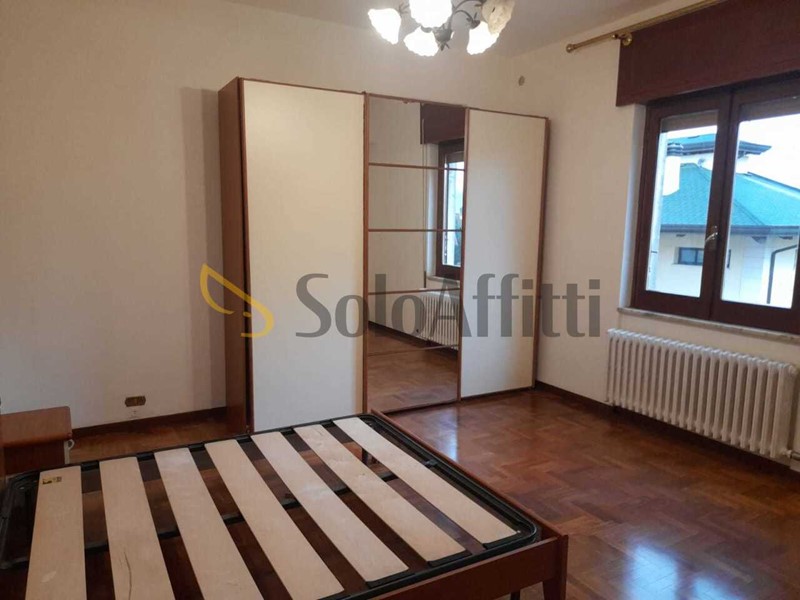Appartamento in Affitto a Frosinone, 700&euro;, 110 m², arredato