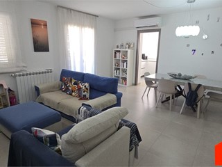 Quadrilocale in Vendita a Alcamo, 160'000&euro;, 100 m²