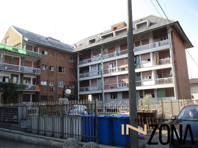 Quadrilocale in Vendita a Limbiate, 36'300&euro;, 58 m²