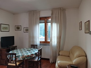 Trilocale in Affitto a Colle di Val D'Elsa, zona Le Grazie, 600&euro;, 65 m², arredato