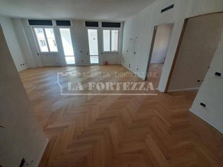 Trilocale in Vendita a Pisa, 360'000&euro;, 100 m²