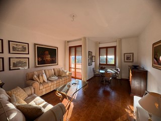 Appartamento in Affitto a Monteriggioni, zona Belverde, 1'000&euro;, 120 m², arredato, con Box