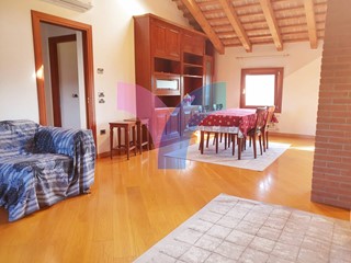 Attico in Vendita a Venezia, 260'000&euro;, 250 m²