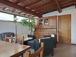 Appartamento in Vendita a Viareggio, 290'000&euro;, 111 m²