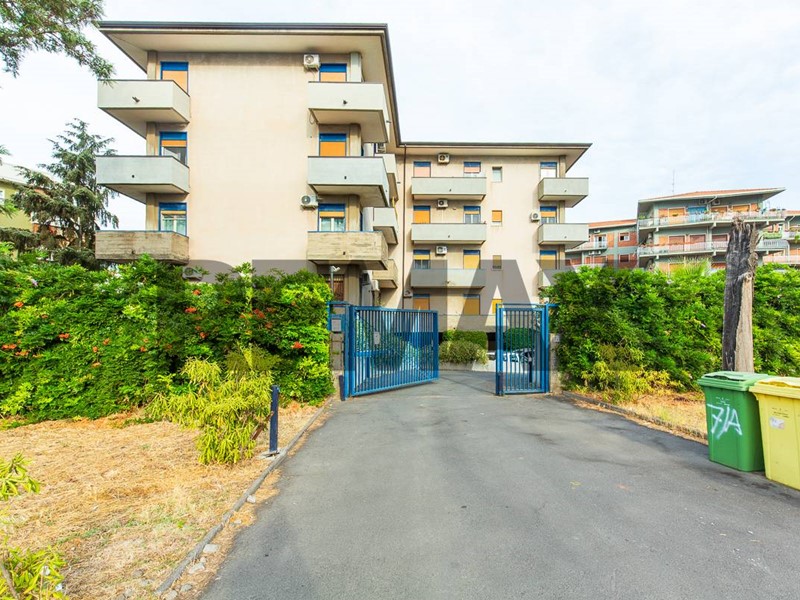 Appartamento in Vendita a Catania, 154'000&euro;, 130 m²