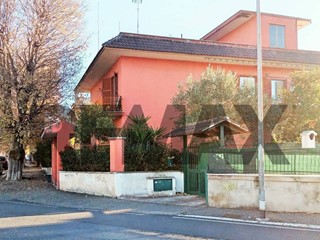 Trilocale in Affitto a Roma, 950&euro;, 107 m²