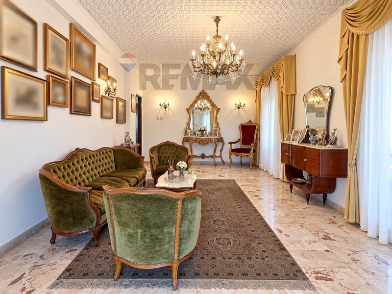 Bilocale in Vendita a Giarre, 198'000&euro;, 253 m²