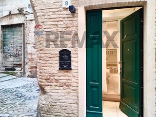 Bilocale in Vendita a Jesi, 99'000&euro;, 90 m²