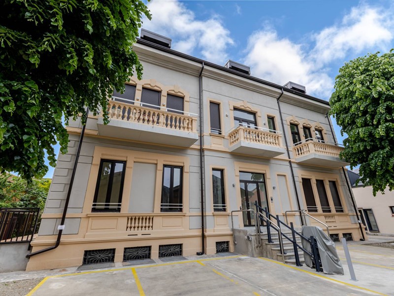 Bilocale in Vendita a Milano, 330'000&euro;, 68 m²