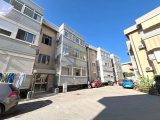 Quadrilocale in Vendita a Palermo, 135'000&euro;, 113 m²