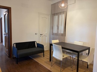 Appartamento in Affitto a Roma, 600&euro;, 104 m², arredato