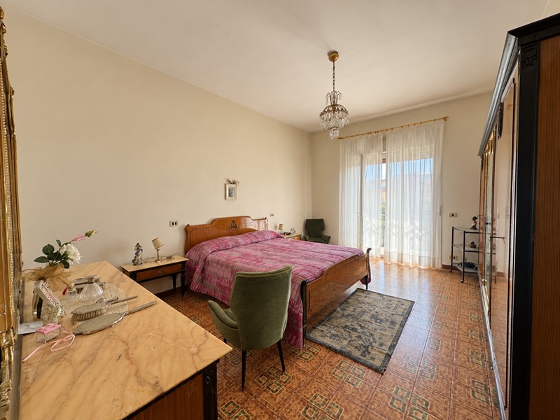 Quadrilocale in Vendita a Barcellona Pozzo di Gotto, 83'000&euro;, 137 m²