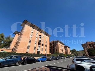 Quadrilocale in Vendita a Roma, 319'000&euro;, 93 m²