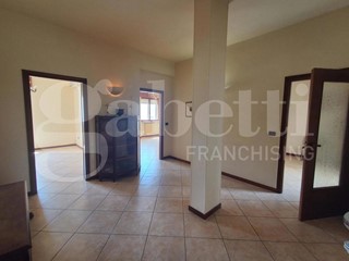 Appartamento in Vendita a Brindisi, 249'000&euro;, 282 m²